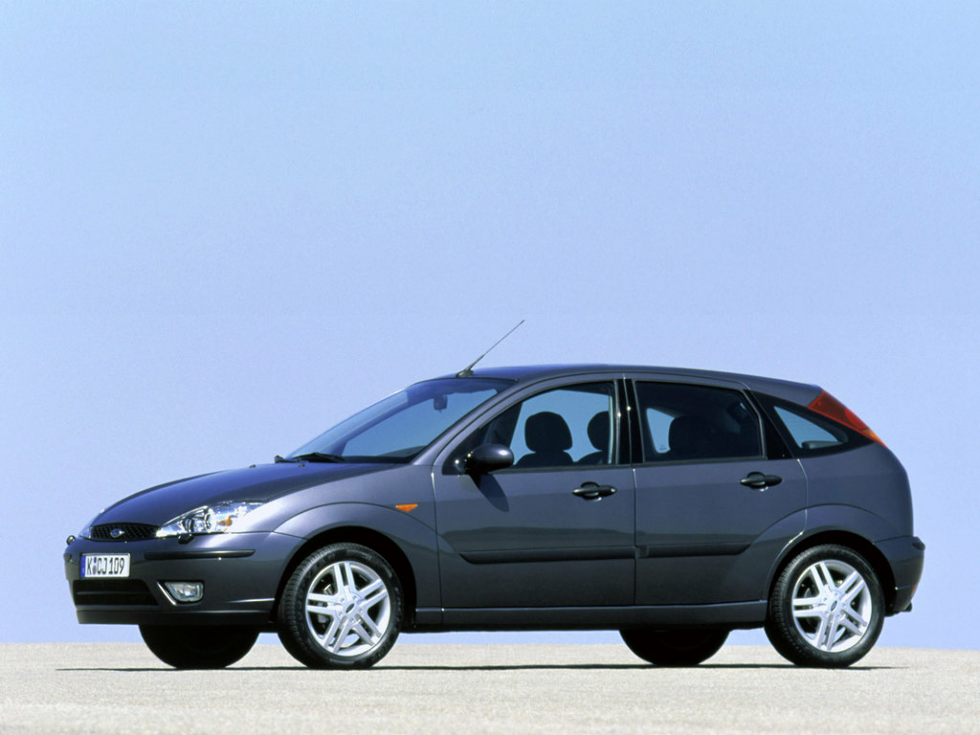 Коврики текстильные "Классик" для Ford Focus I (хэтчбек 5 дв) 2001 - 2005, черные, 4шт.